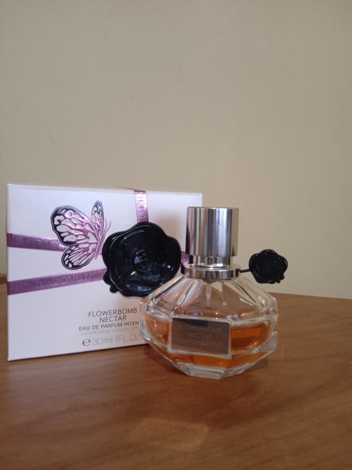 Flowerbomb Nectar Viktor&Rolf perfume - a fragrance for women 2018