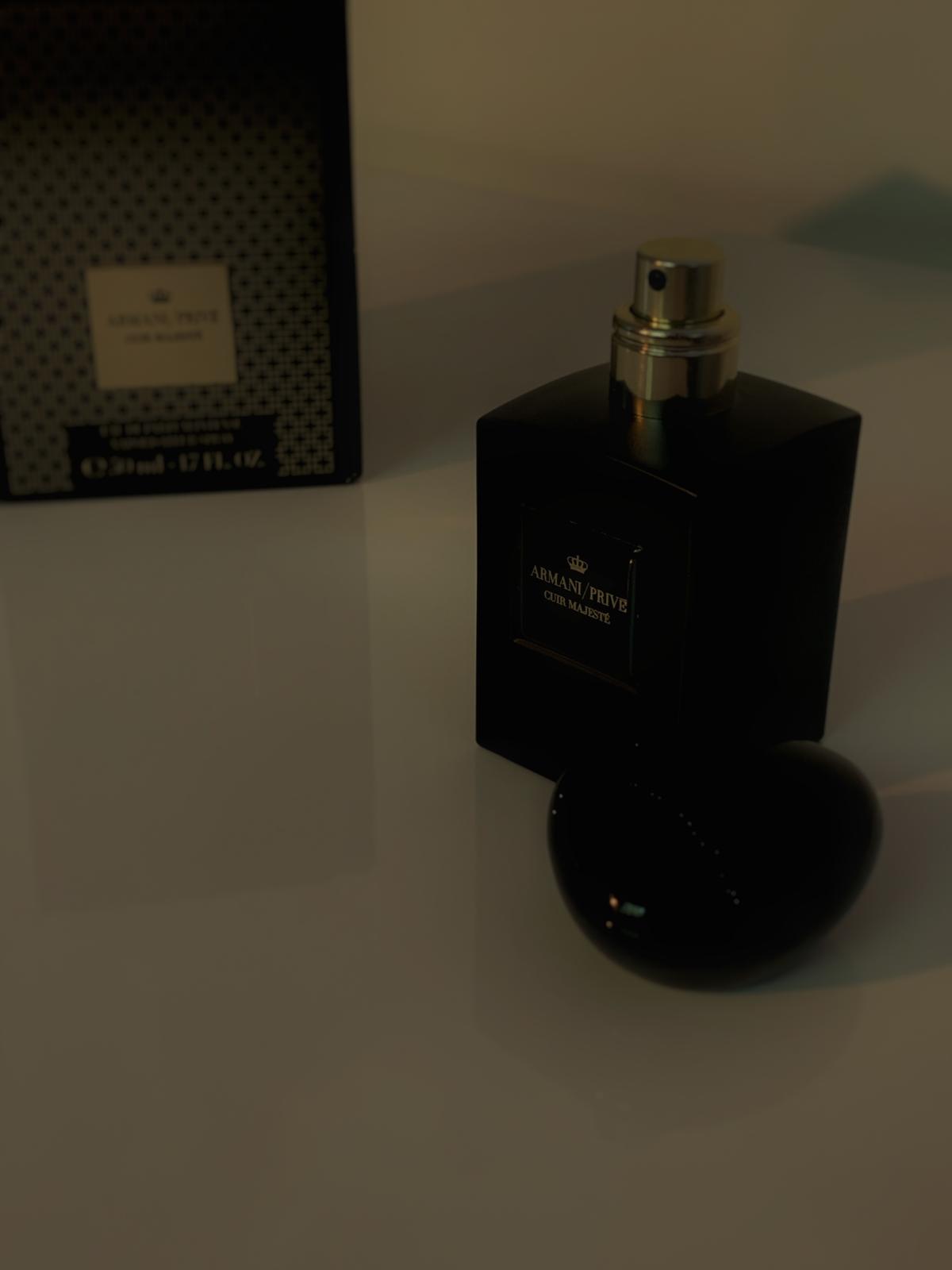 Cuir Majeste Giorgio Armani perfume - a fragrance for women and men 2016