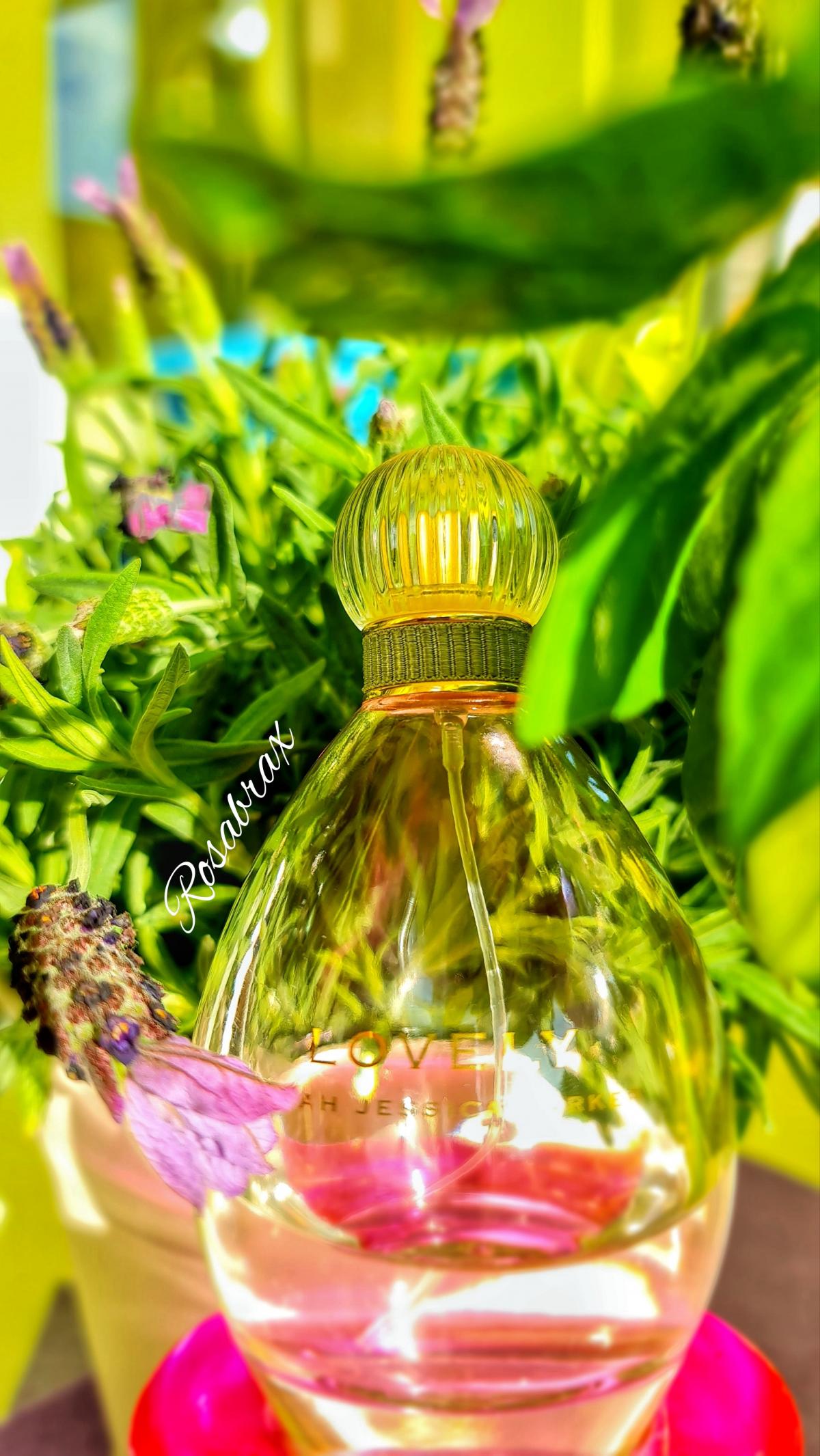 Lovely Sarah Jessica Parker perfume - a fragrância Feminino 2005