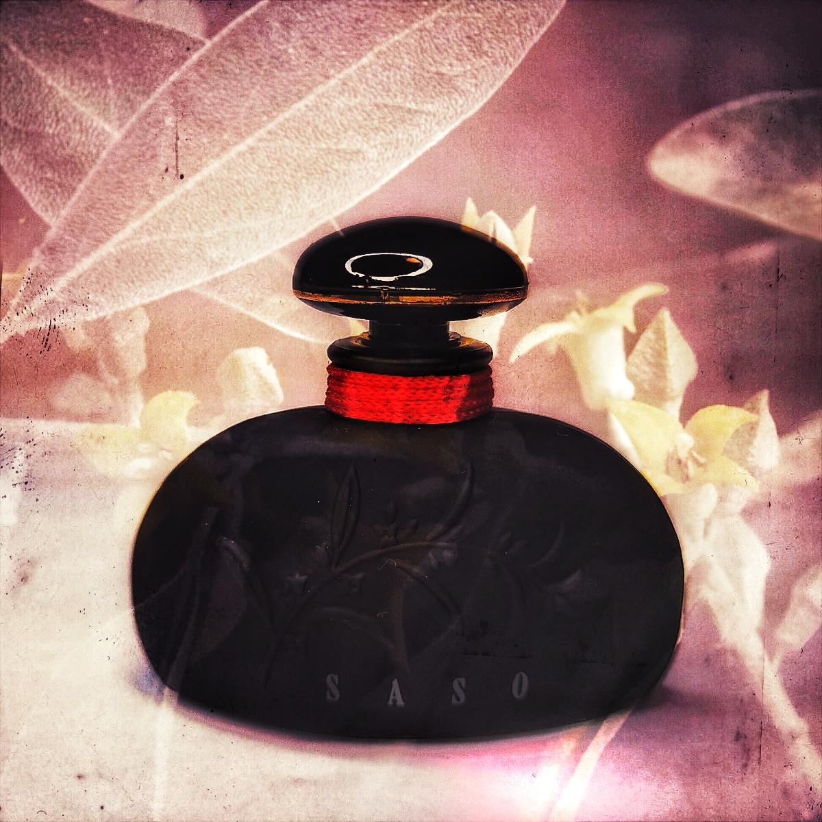 The bodyshop & Myth of saso perfume set+healthywave.co.uk