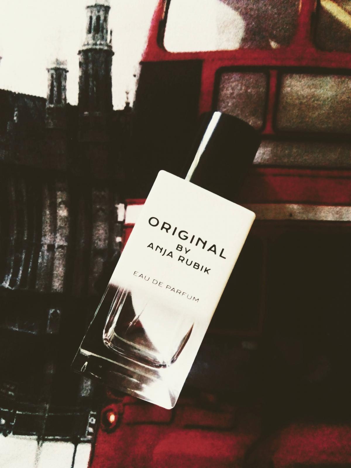 Original Anja Rubik perfume - a fragrance for women 2014