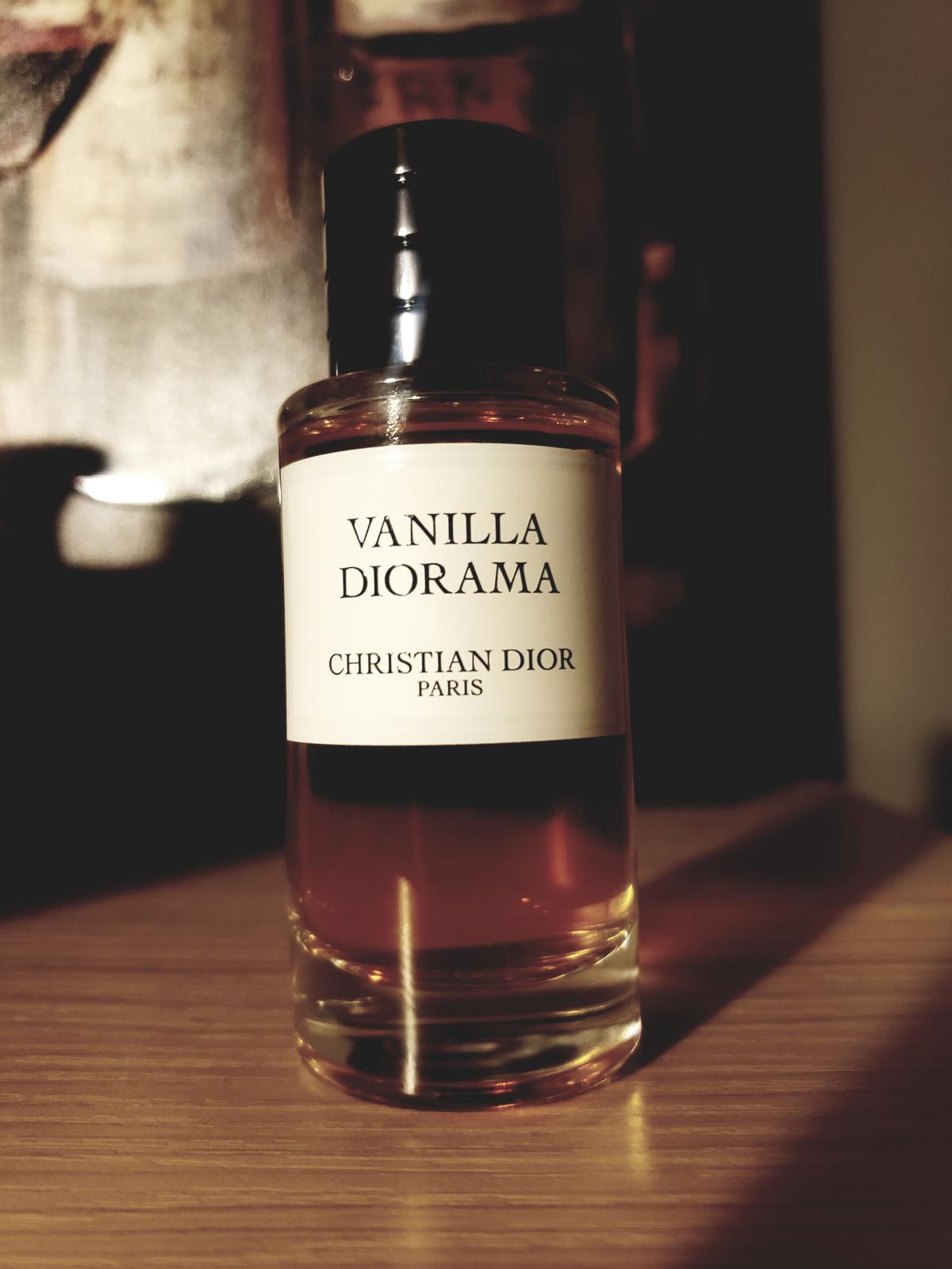 Vanilla Diorama Dior perfume - a fragrance for women and men 2021