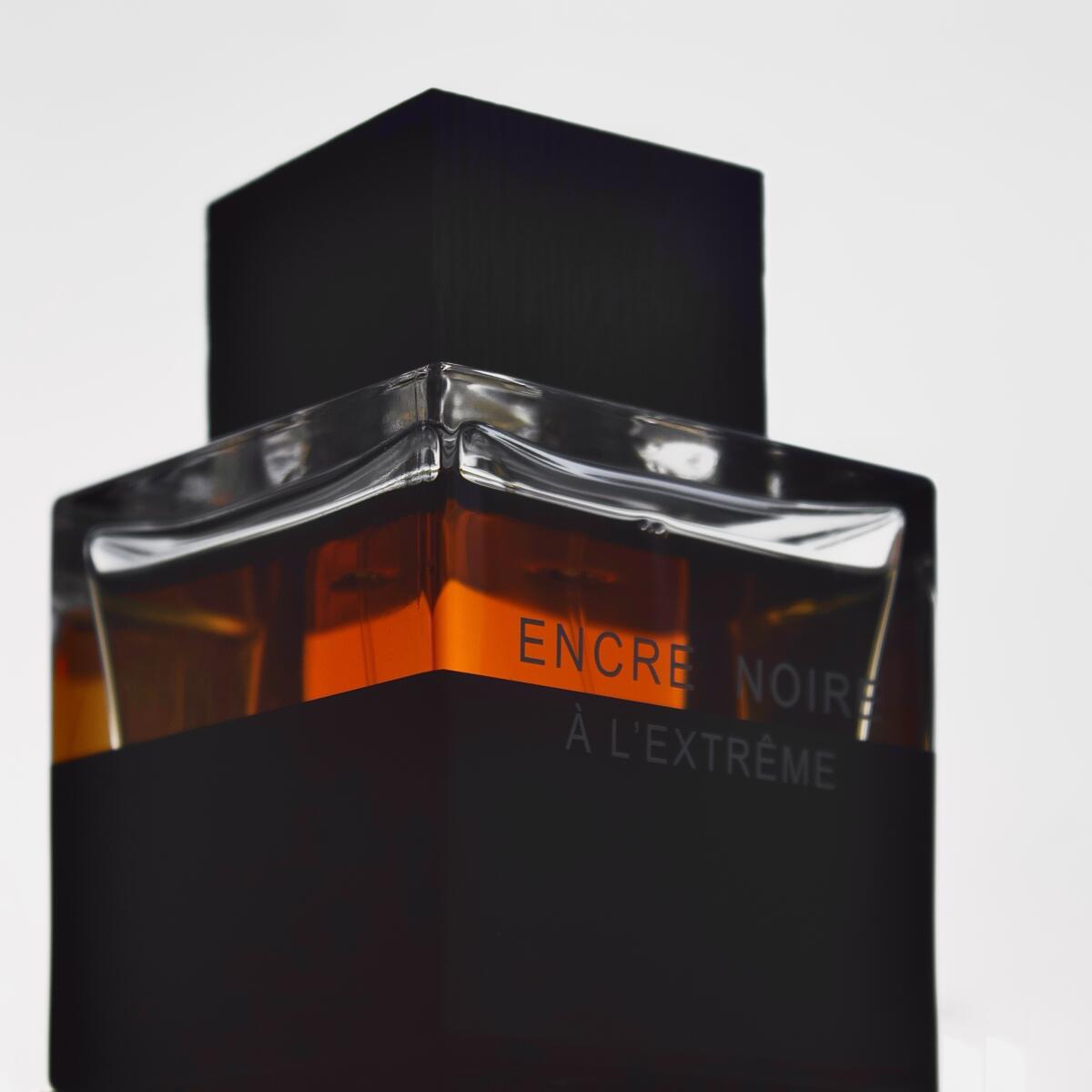 Encre Noire A L'Extreme Lalique Kolonjska voda - parfem za muškarce 2015