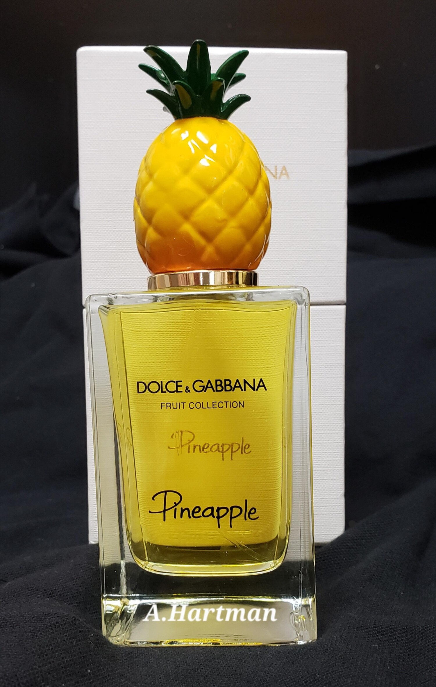 A. Hartman on Fragram: Dolce and Gabbanna Pineapple part of the