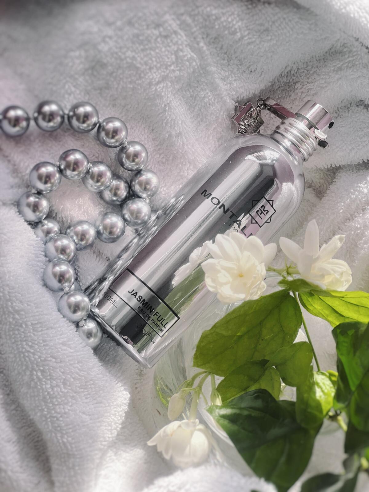 Jasmine Full Montale perfume - a fragrance for women and men 2006