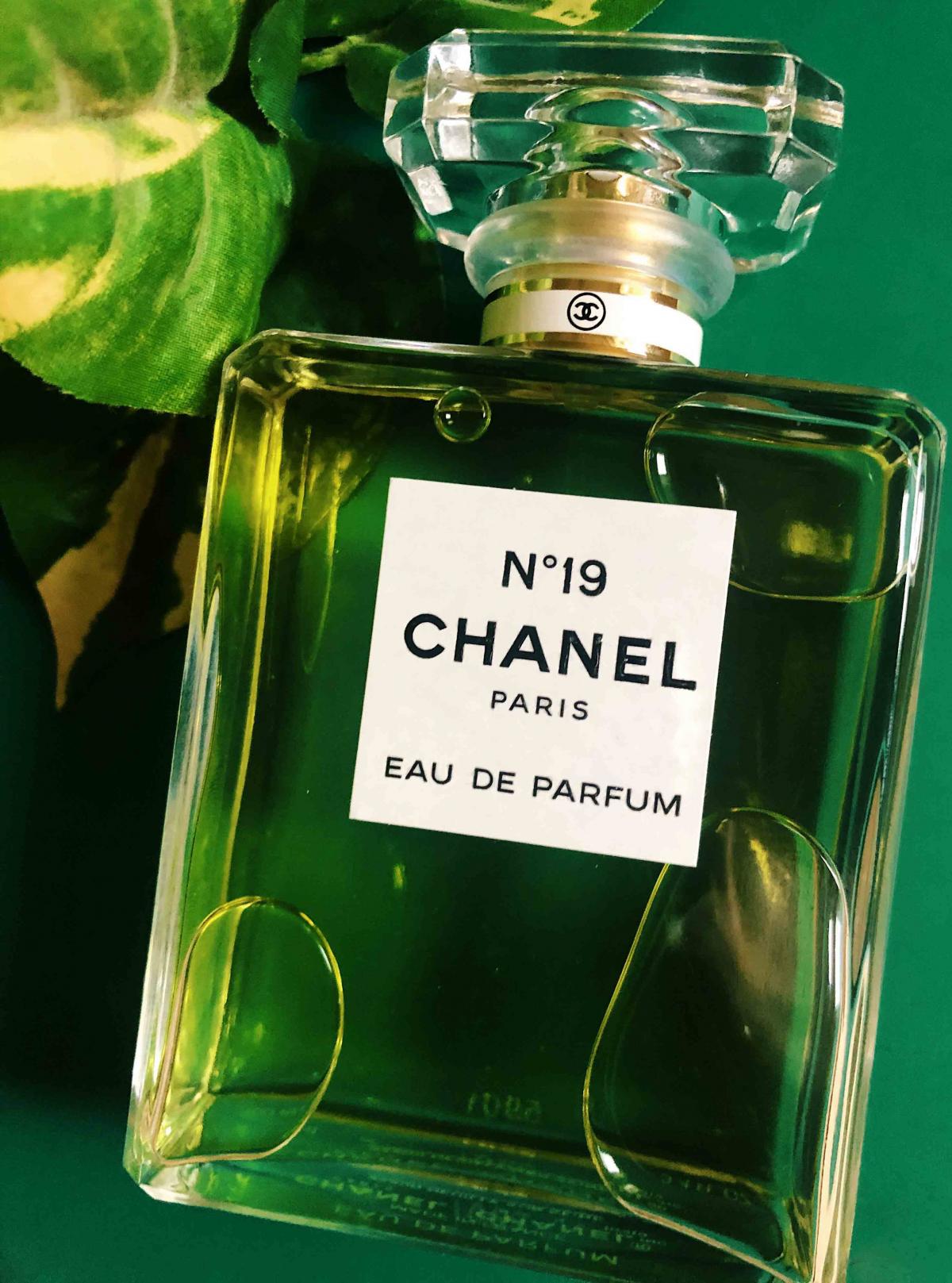 Chanel No 19 Eau de Parfum Chanel parfum - een geur voor dames