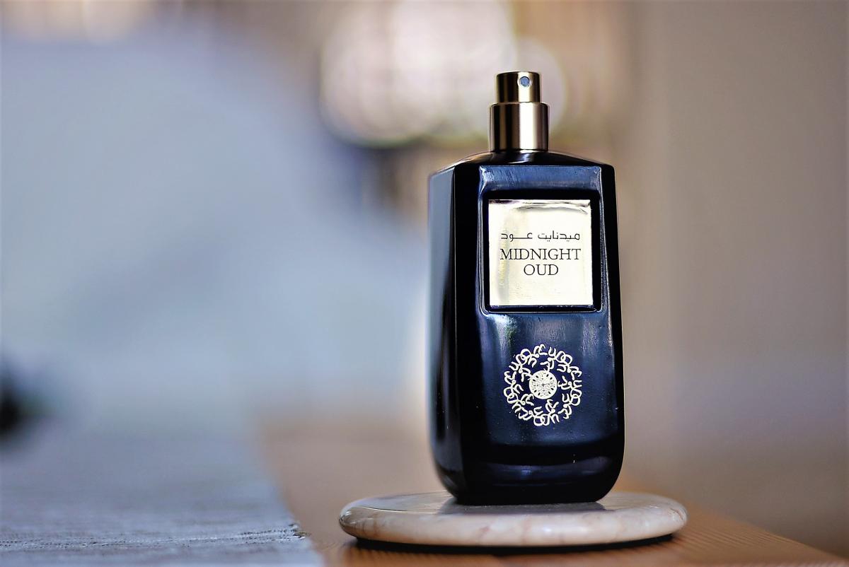 Midnight Oud Ard Al Zaafaran perfume - a fragrance for women and men 2021
