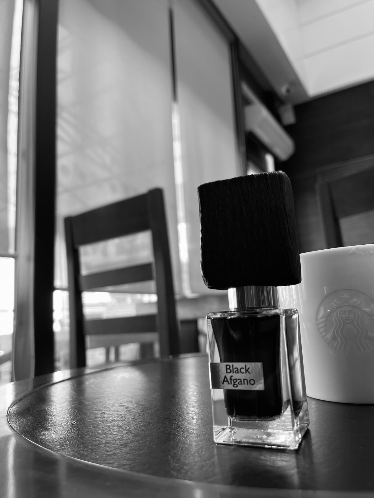 Black Afgano Nasomatto fragancia una fragancia para Hombres y Mujeres