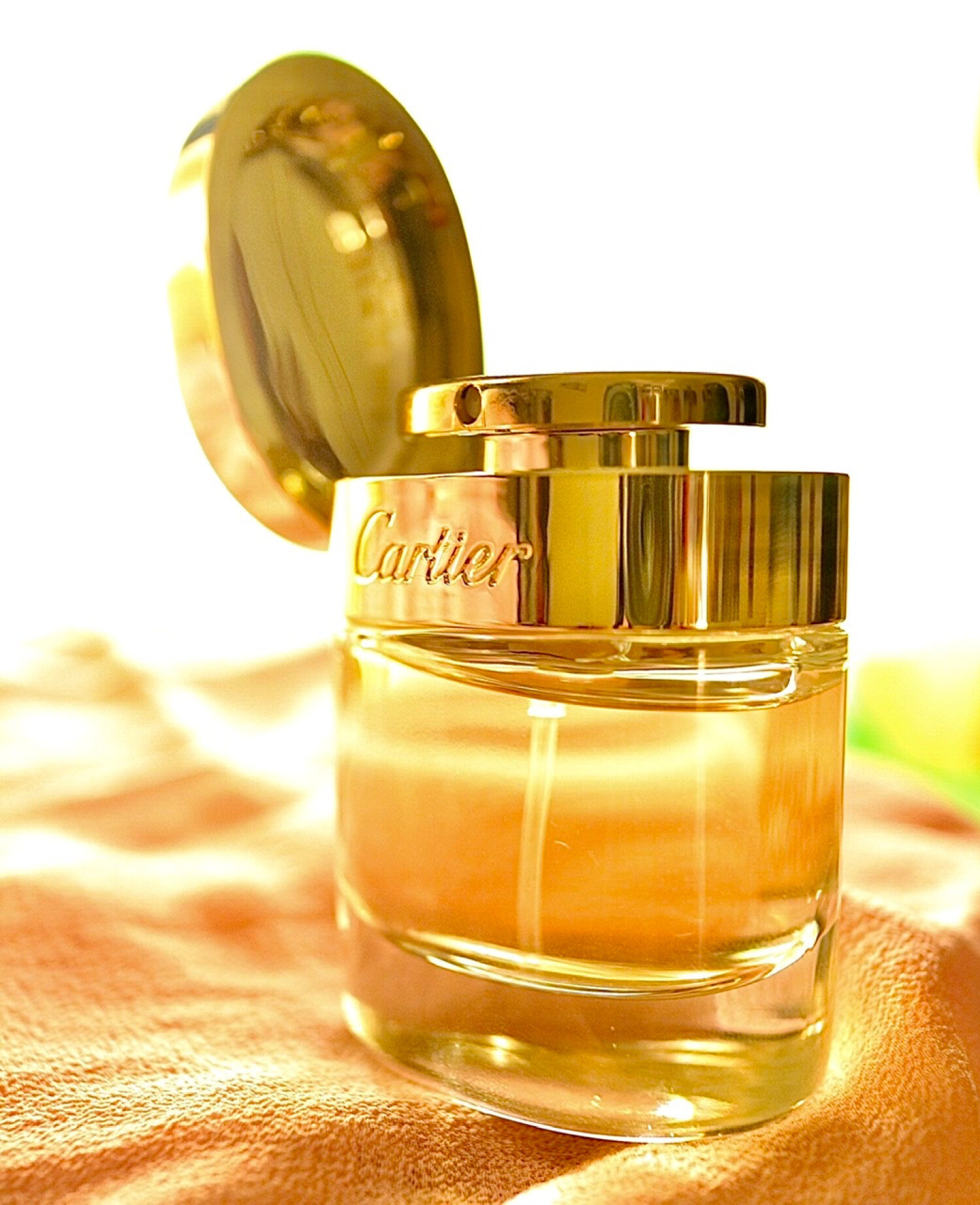 cartier baiser vole notes