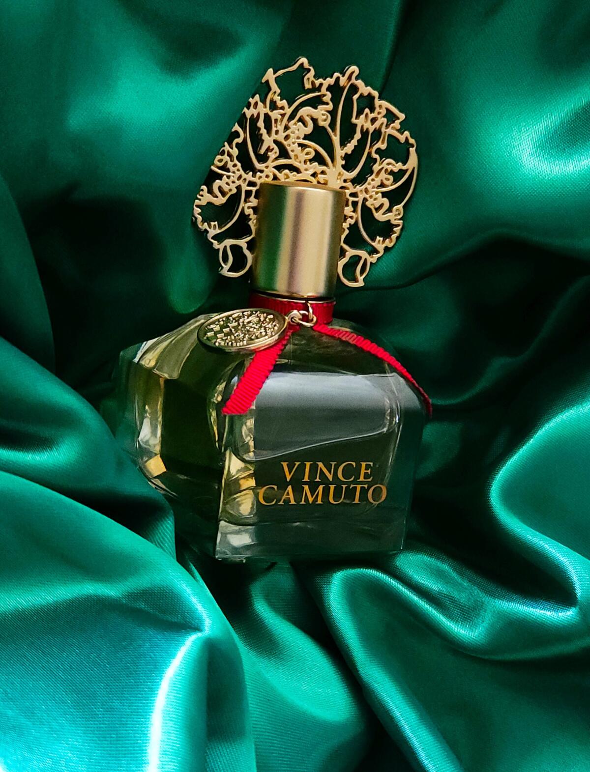 Vince Camuto Vince Camuto perfume - a fragrance for women 2011