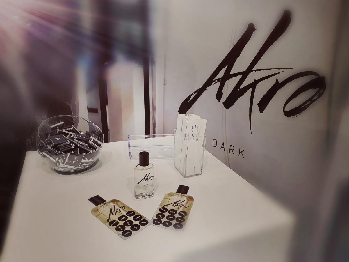 Dark Akro perfume - a fragrance for women and men 2018