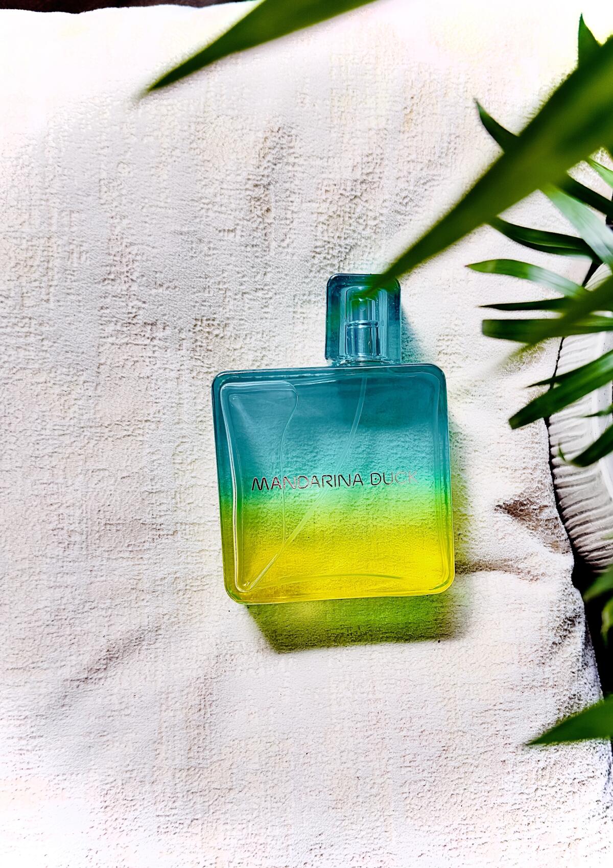 Vida Loca For Him Mandarina Duck cologne a new fragrance for men 2023