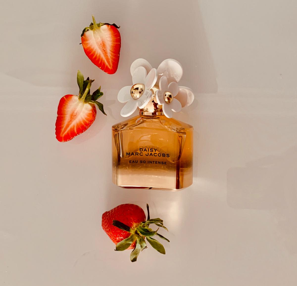 Daisy Eau So Intense Marc Jacobs Perfume A Fragrância Feminino 2021