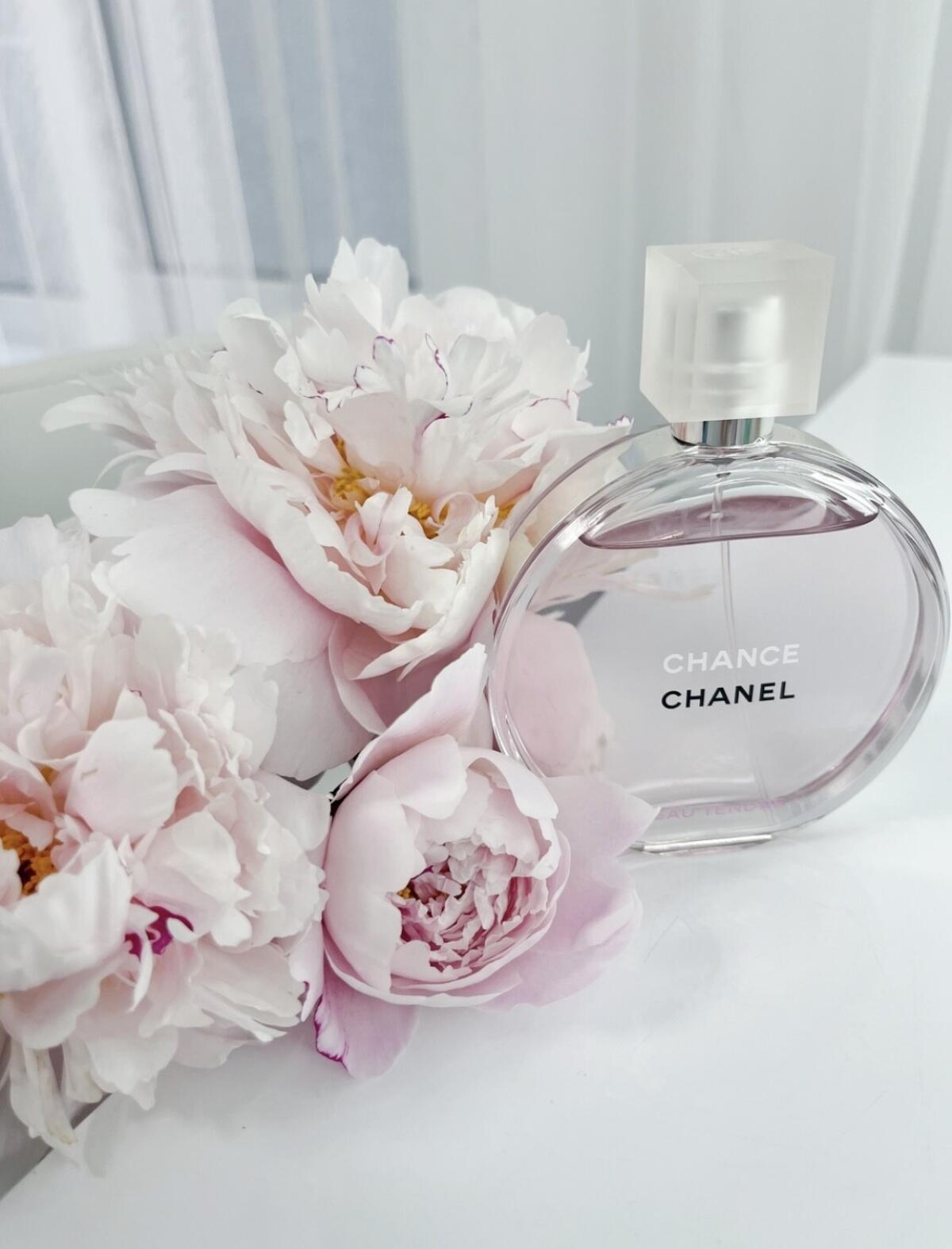 Chance Eau Tendre Chanel perfume - a fragrance for women 2010