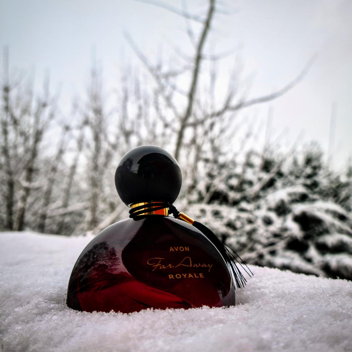 Far Away Royale Avon parfum - un parfum de dama 2020