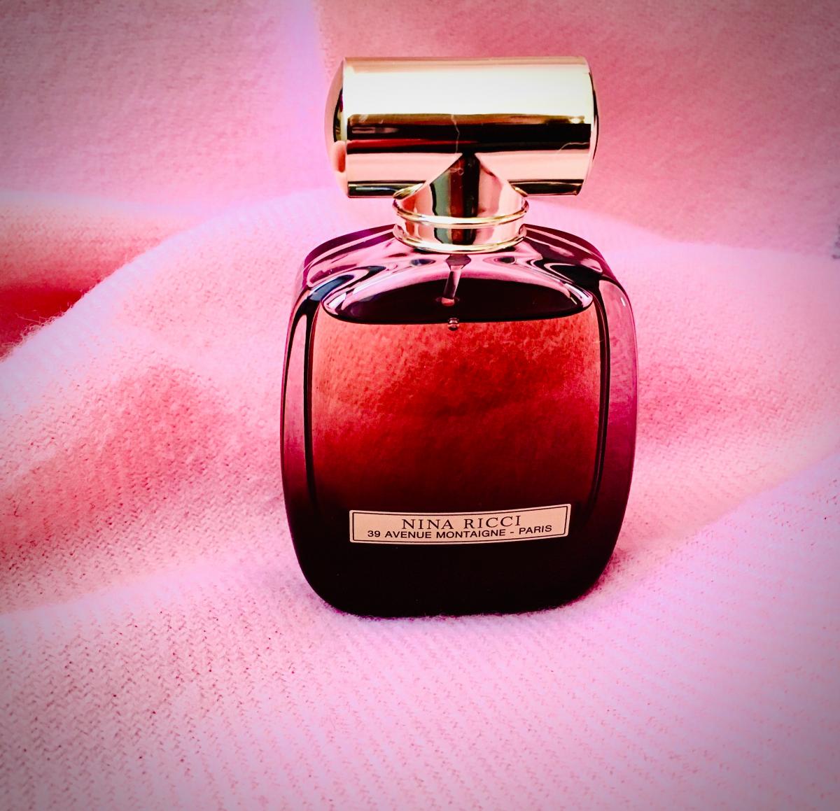 L’Extase Nina Ricci perfume - a fragrance for women 2015