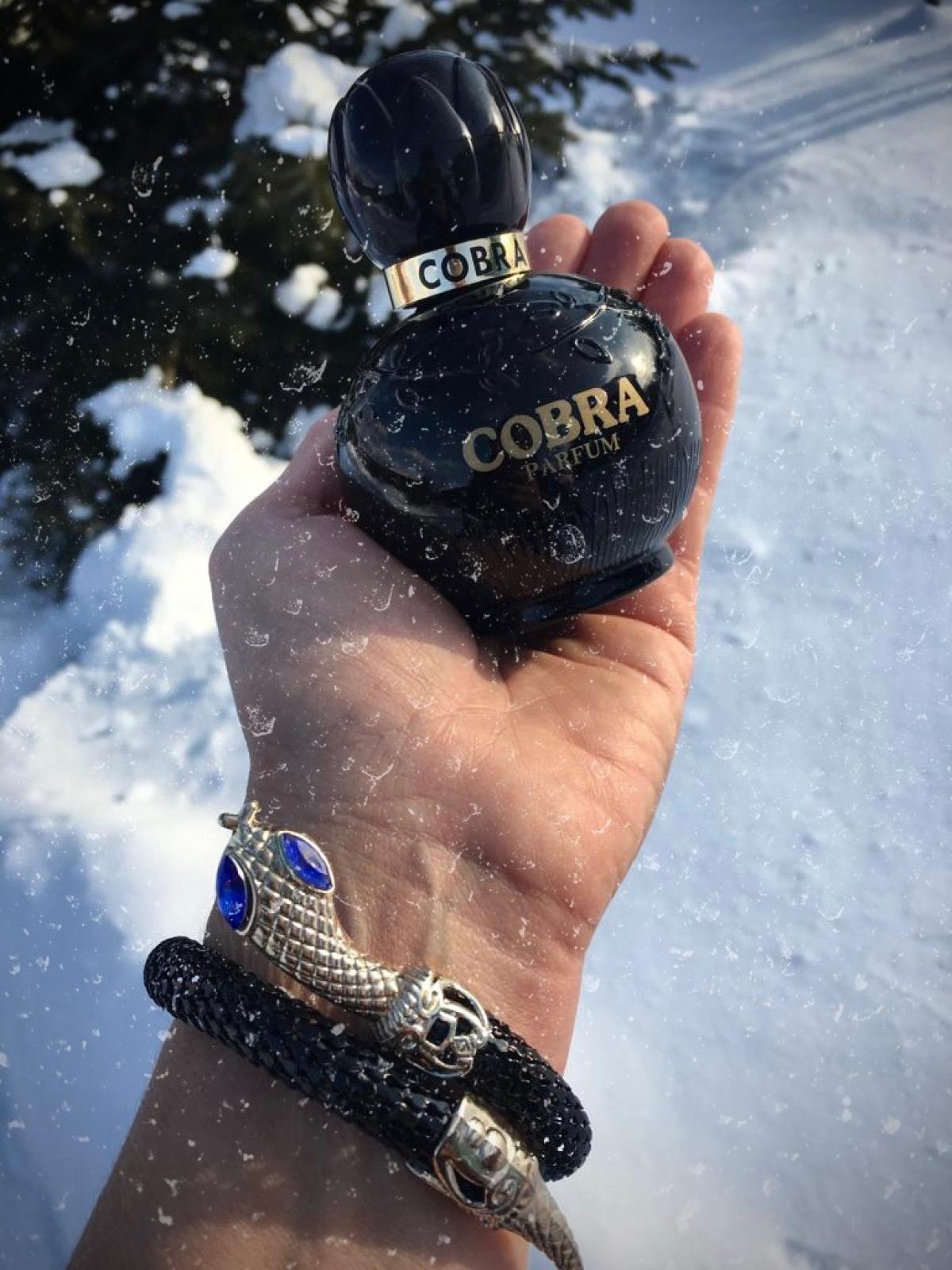 cobra by jeanne arthes