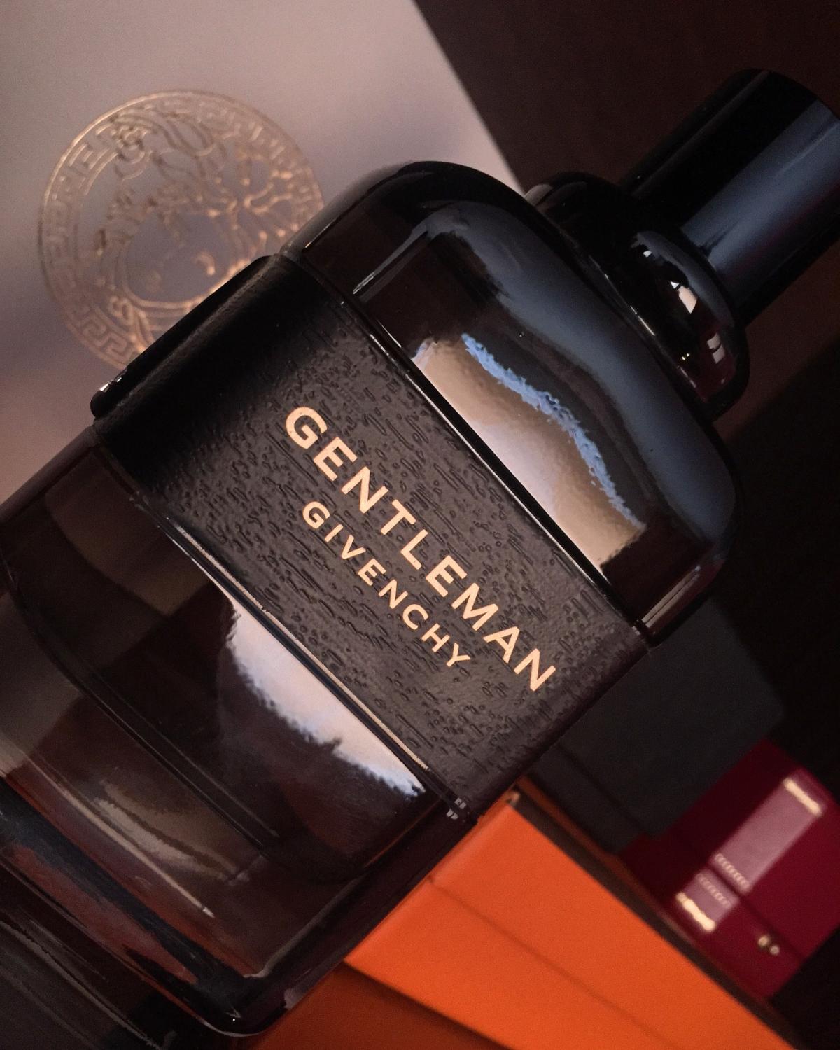 Gentleman Eau de Parfum Boisée Givenchy Colonia una nuevo fragancia