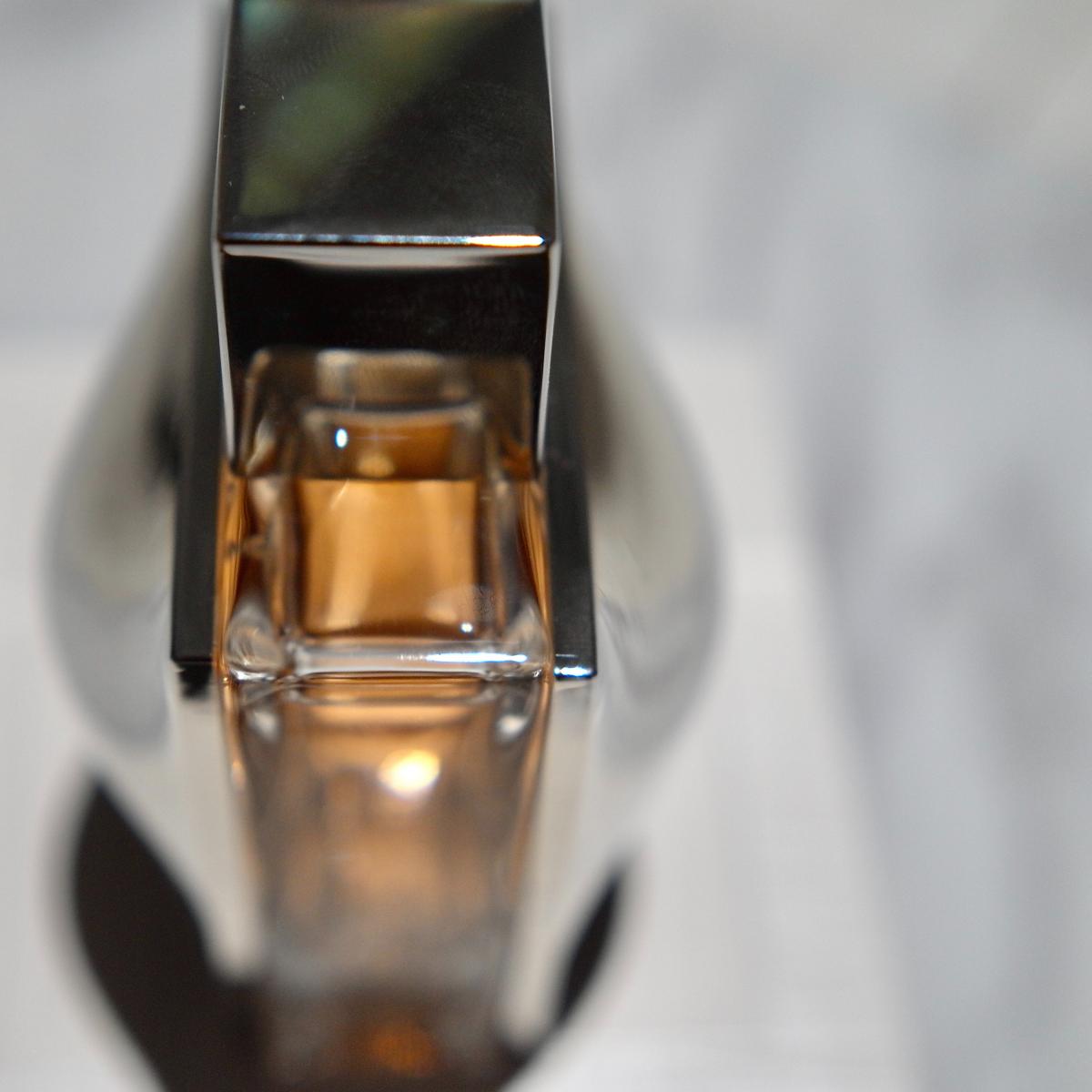 Mikimoto Eau de Parfum Mikimoto perfume - a fragrance for women and men