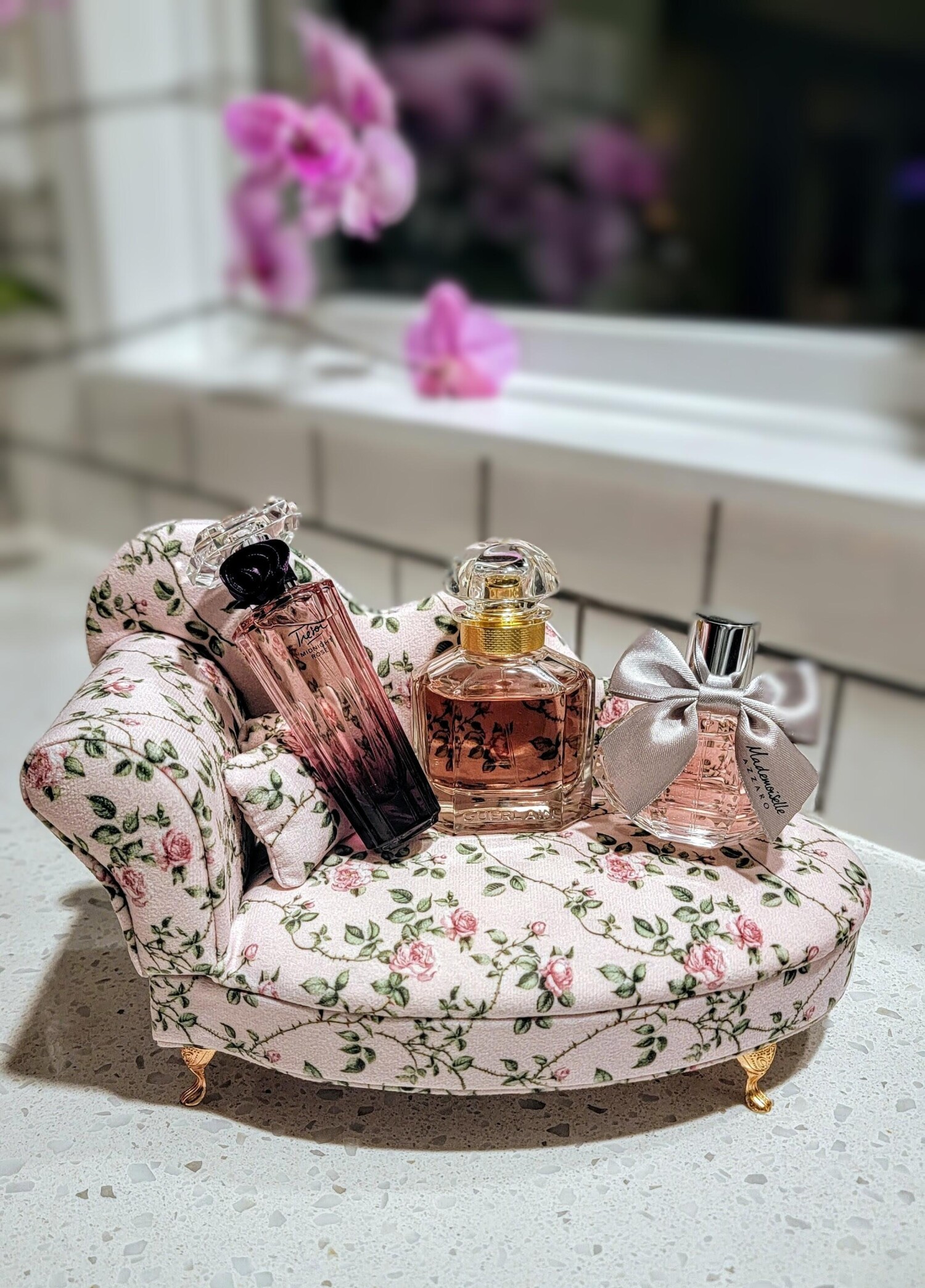 Trésor Midnight Rose Lancôme perfume - a fragrance for women 2011