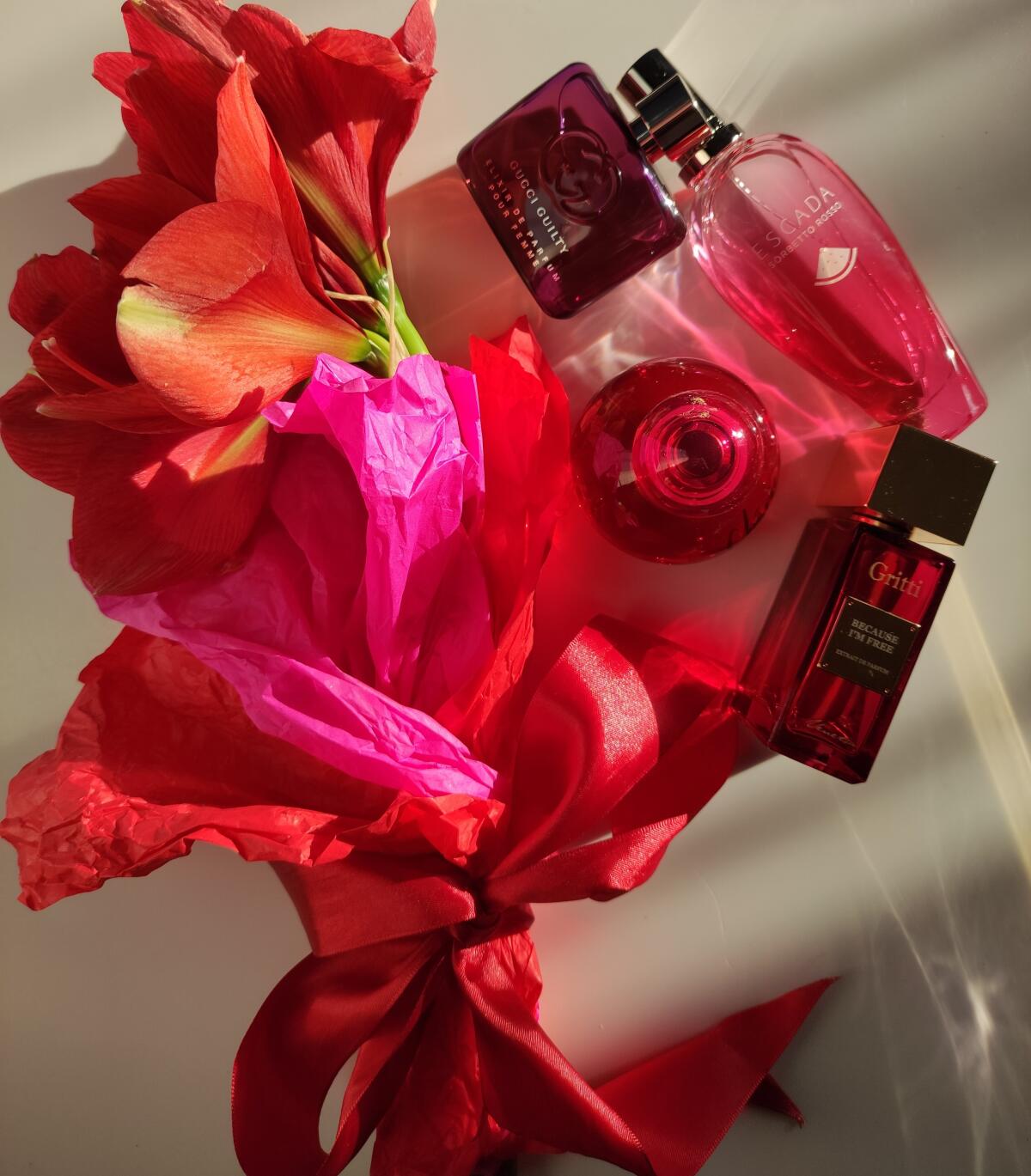Sorbetto Rosso Escada perfume - a fragrance for women 2018