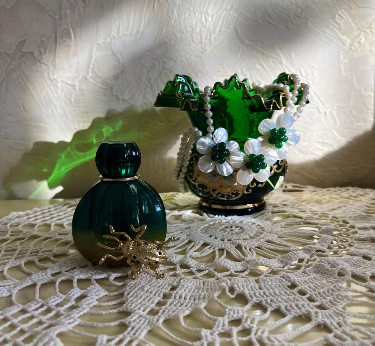 Mirage Oriflame perfume - a fragrance for women 2010