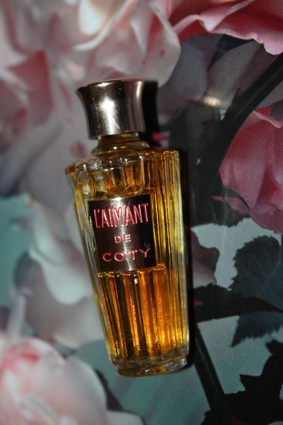 L'Aimant Coty perfume - a fragrance for women 1927