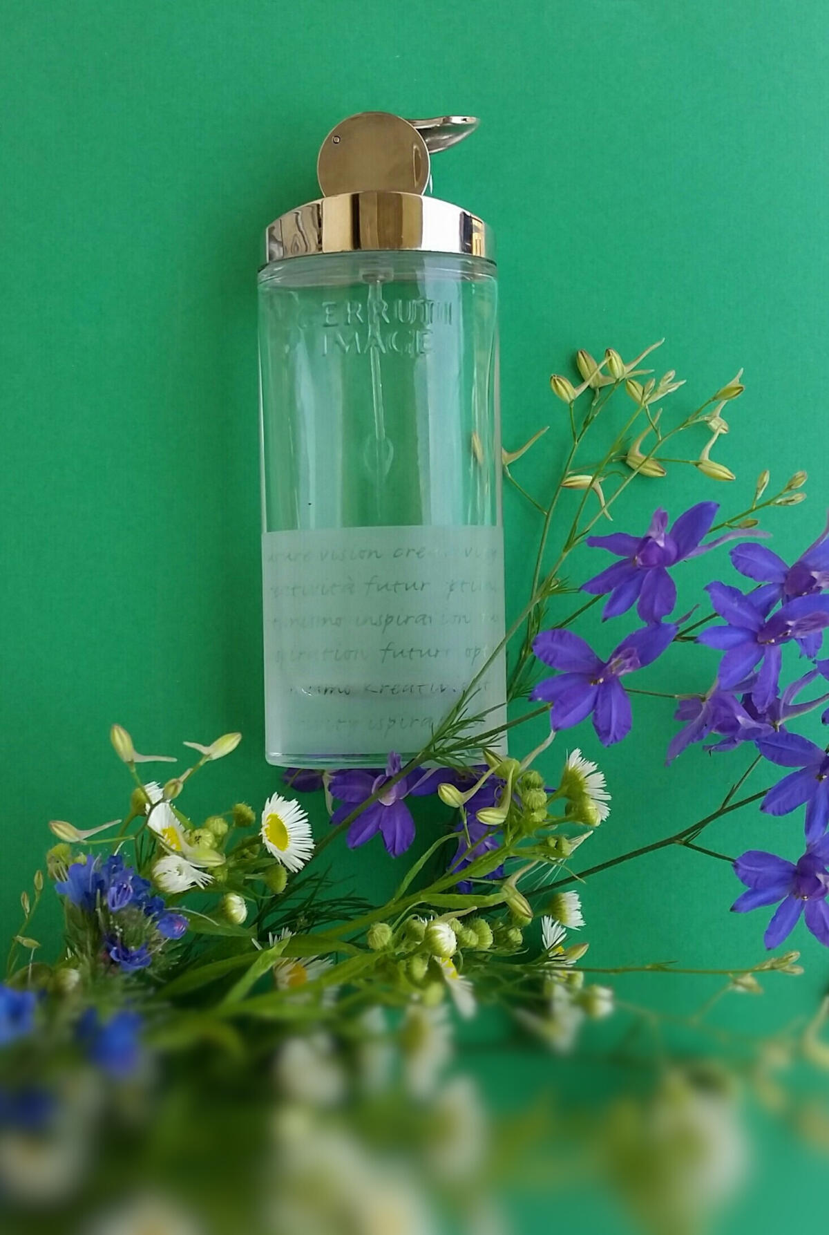 Image Woman Cerruti perfume - a fragrance for women 2000