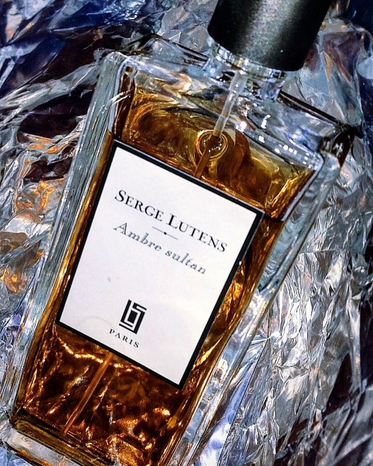 Ambre Sultan Serge Lutens perfume - a fragrance for women and men 2000