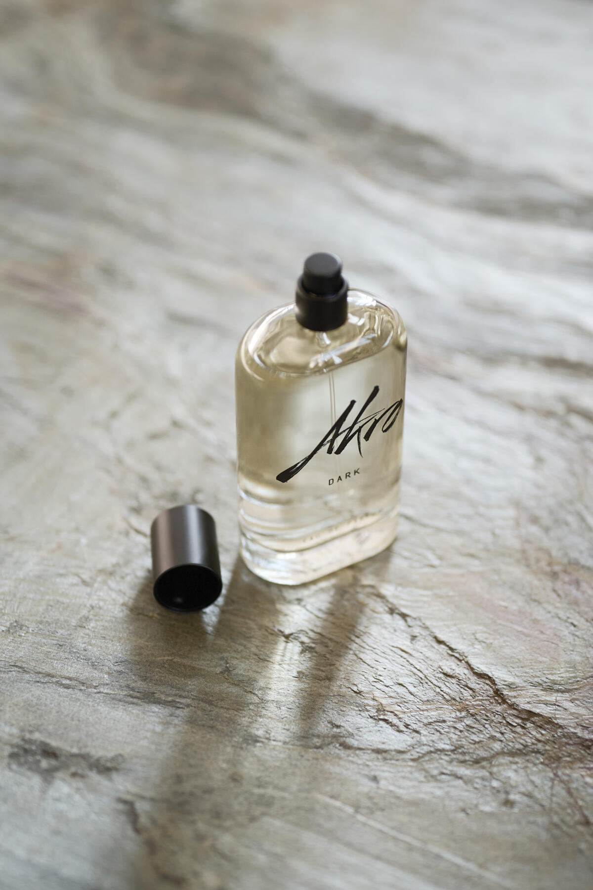Dark Akro perfume - a fragrância Compartilhável 2018