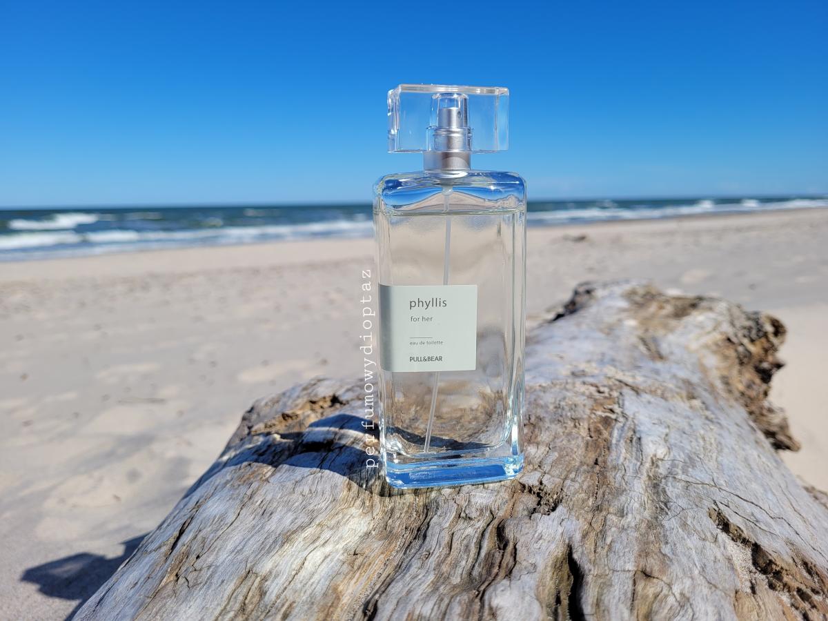 Phyllis Pull and Bear perfume a fragrance for women 2012