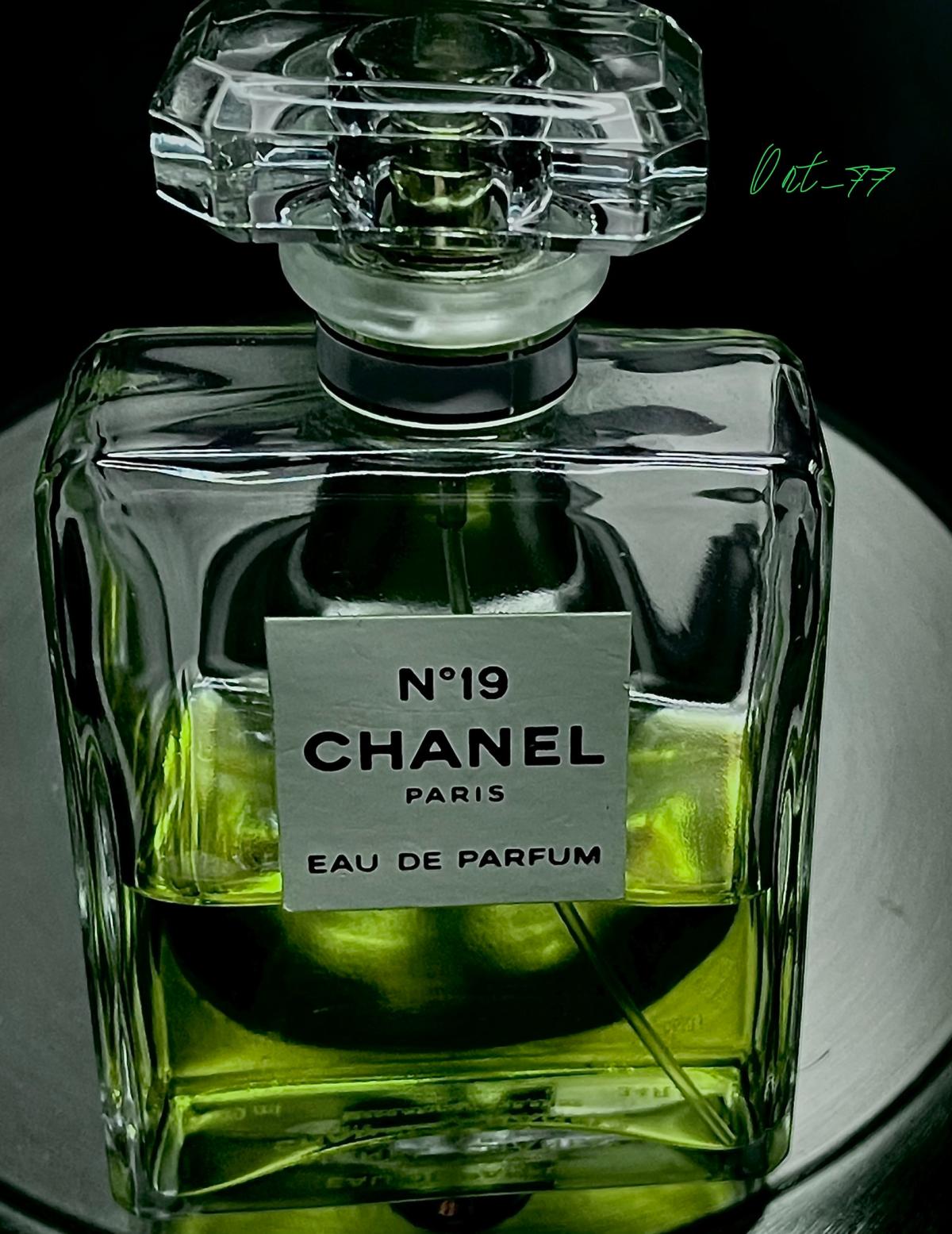 Chanel No 19 Parfum Chanel Parfum - ein es Parfum für Frauen 1970