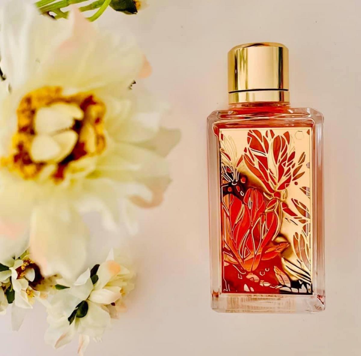 Magnolia Rosae Lancôme perfume a fragrance for women 2019