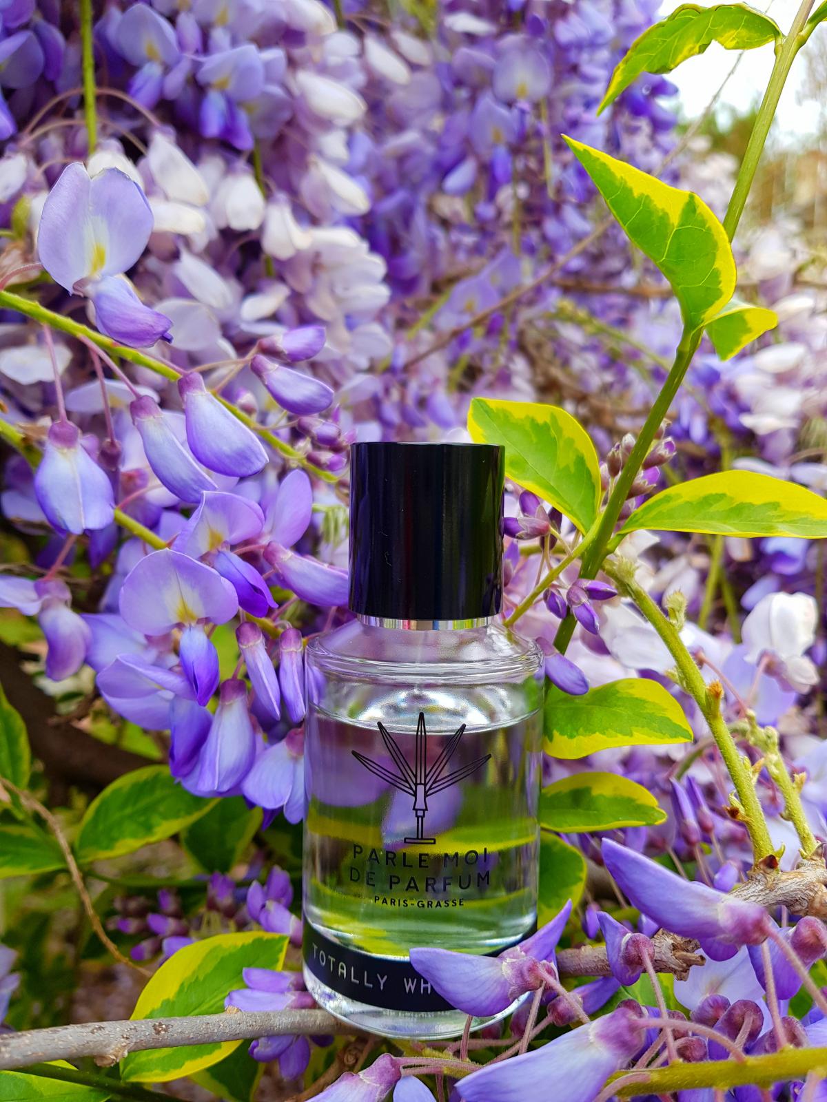 Totally White 126 Parle Moi de Parfum perfume - a fragrance for women and men 2016