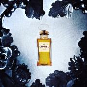 The Non-Blonde: Chanel No. 5