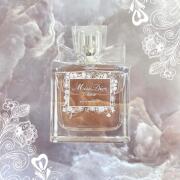 Photo by ShiraJemJem