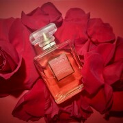 Coco Mademoiselle Chanel parfum - un parfum de dama 2001