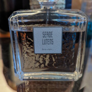 Gris Clair Serge Lutens 香水- 一款2019年中性香水