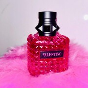 Born in Roma Extradose Donna Valentino perfume - a new fragrance