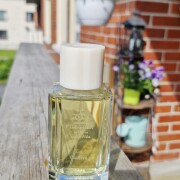 La Cautiva Fueguia 1833 香水- 一款2010年中性香水