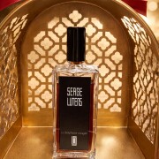 La Dompteuse Encagée Serge Lutens 香水- 一款2021年中性香水