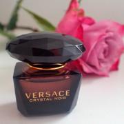 versace bright crystal noir perfume