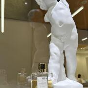 Photo by Parfums Dusita