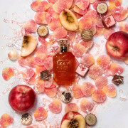 Eden Sweet Peach | 35 Eau de Parfum Kayali Fragrances 香水- 一款