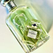 CHANEL n°19 75ml 104L.png