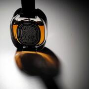 Oud Palao Eau de Parfum Diptyque perfume - a fragrance for