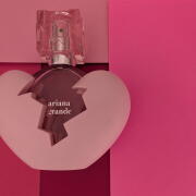 Photo by Ｓｃｅｎｔ_Ｓｏｃｉｅｔｙ