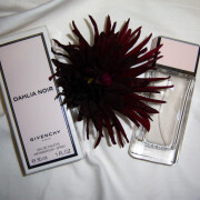 Dahlia Noir Eau de Toilette Givenchy perfume - a fragrance for