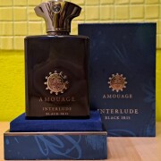 Interlude Black Iris Amouage 香水- 一款2020年中性香水