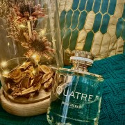 Boucheron Quatre Boucheron 香水- 一款2015年女用香水